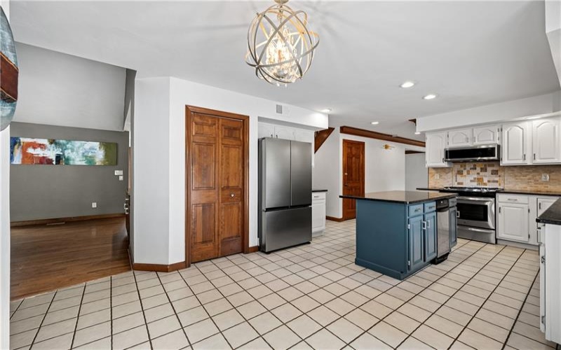 101 Park Lane, Murrysville, 15668, 4 Bedrooms Bedrooms, 12 Rooms Rooms,3.1 BathroomsBathrooms,Residential,For Sale,Park Lane,1767542
