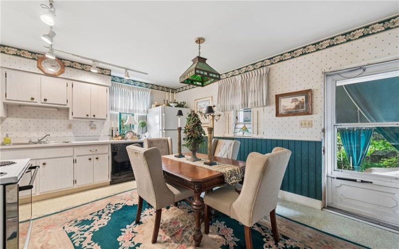 305-307 S 6TH ST, WEST NEWTON, 15089, 3 Bedroom Bedrooms, ,2 BathroomBathrooms,Residential,For Sale,S 6TH ST,1766090