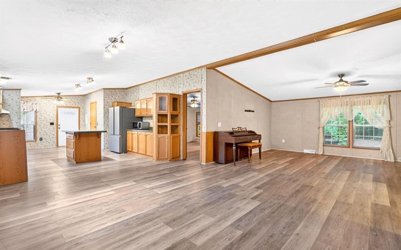 716 Hamilton AVENUE, Rostraver Township, 15012, 3 Bedroom Bedrooms, ,2 BathroomBathrooms,Residential,For Sale,Hamilton,1766093