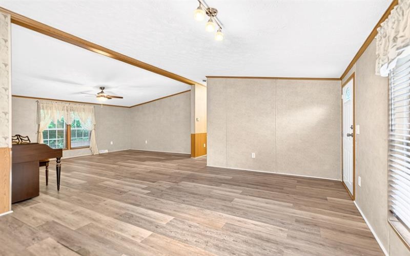 716 Hamilton AVENUE, Rostraver Township, 15012, 3 Bedroom Bedrooms, ,2 BathroomBathrooms,Residential,For Sale,Hamilton,1766093