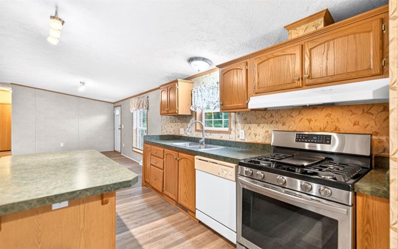 716 Hamilton AVENUE, Rostraver Township, 15012, 3 Bedroom Bedrooms, ,2 BathroomBathrooms,Residential,For Sale,Hamilton,1766093