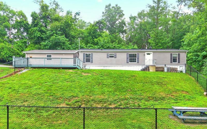 716 Hamilton AVENUE, Rostraver Township, 15012, 3 Bedroom Bedrooms, ,2 BathroomBathrooms,Residential,For Sale,Hamilton,1766093