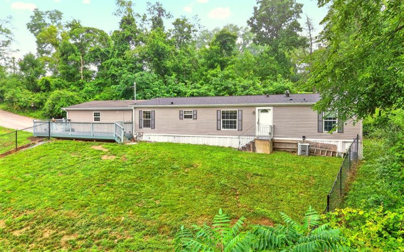 716 Hamilton AVENUE, Rostraver Township, 15012, 3 Bedroom Bedrooms, ,2 BathroomBathrooms,Residential,For Sale,Hamilton,1766093