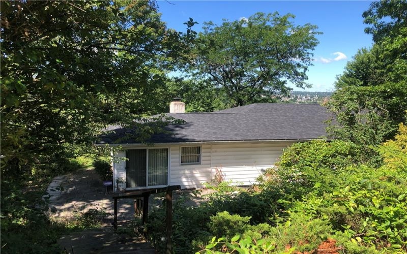 63 ROOSEVELT DR, Uniontown, 15401, 2 Bedrooms Bedrooms, 11 Rooms Rooms,3 BathroomsBathrooms,Residential,For Sale,ROOSEVELT DR,1767602