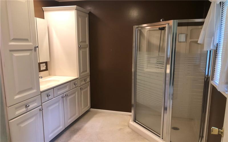 63 ROOSEVELT DR, Uniontown, 15401, 2 Bedrooms Bedrooms, 11 Rooms Rooms,3 BathroomsBathrooms,Residential,For Sale,ROOSEVELT DR,1767602