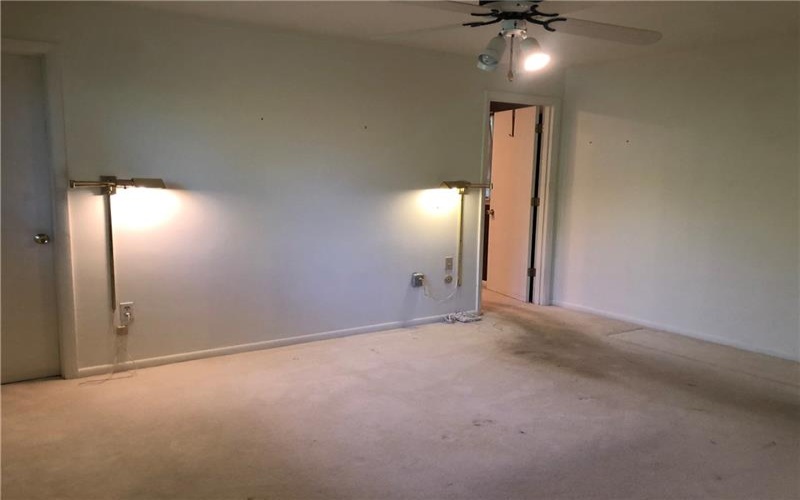 63 ROOSEVELT DR, Uniontown, 15401, 2 Bedrooms Bedrooms, 11 Rooms Rooms,3 BathroomsBathrooms,Residential,For Sale,ROOSEVELT DR,1767602