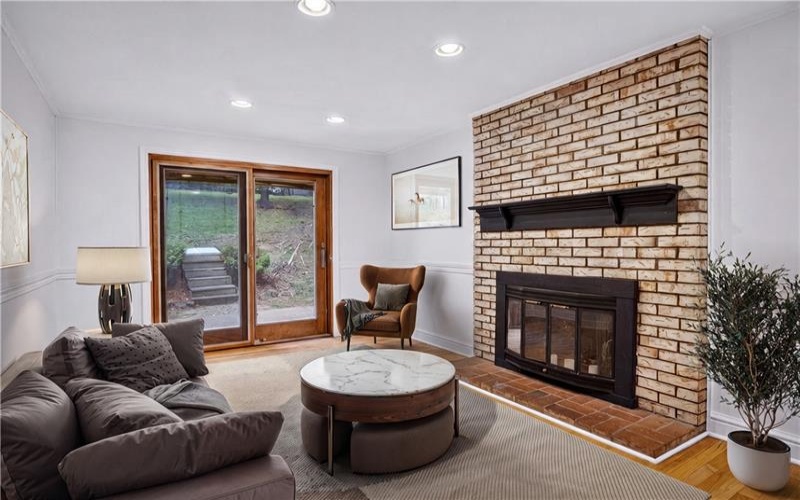 905 Bebout Rd, Venetia, 15367, 4 Bedrooms Bedrooms, 8 Rooms Rooms,2.1 BathroomsBathrooms,Residential,For Sale,Bebout Rd,1766198