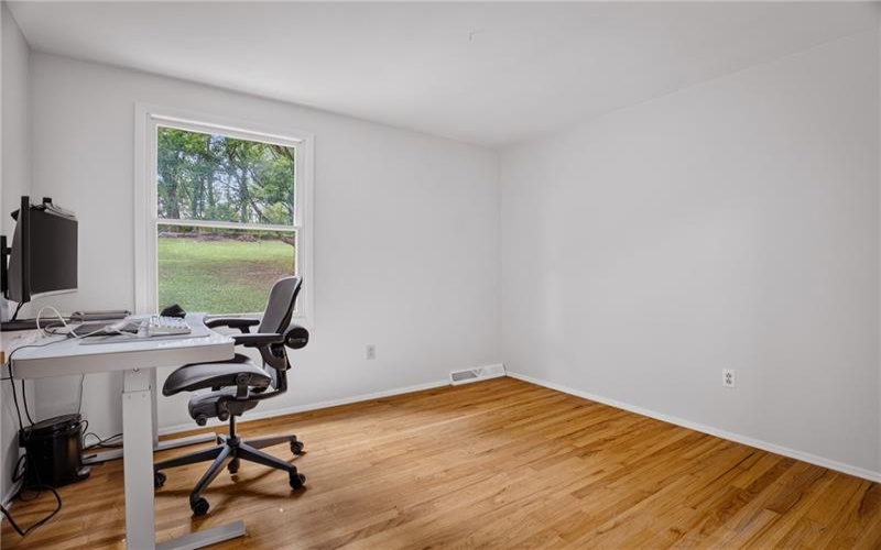 905 Bebout Rd, Venetia, 15367, 4 Bedrooms Bedrooms, 8 Rooms Rooms,2.1 BathroomsBathrooms,Residential,For Sale,Bebout Rd,1766198