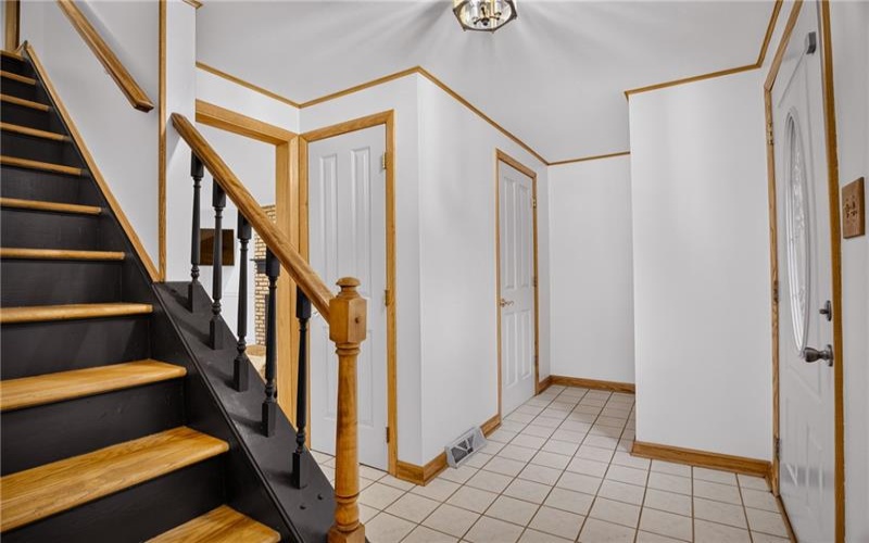 905 Bebout Rd, Venetia, 15367, 4 Bedrooms Bedrooms, 8 Rooms Rooms,2.1 BathroomsBathrooms,Residential,For Sale,Bebout Rd,1766198