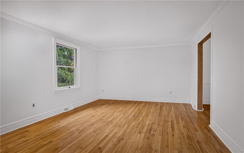 905 Bebout Rd, Venetia, 15367, 4 Bedrooms Bedrooms, 8 Rooms Rooms,2.1 BathroomsBathrooms,Residential,For Sale,Bebout Rd,1766198