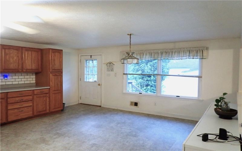 170 CLUB YORK ROAD, UNIONTOWN, 15401, 3 Bedrooms Bedrooms, ,2 BathroomsBathrooms,Residential,For Sale,CLUB YORK ROAD,1766219