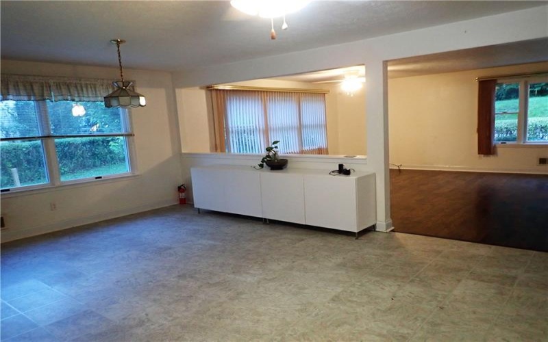 170 CLUB YORK ROAD, UNIONTOWN, 15401, 3 Bedrooms Bedrooms, ,2 BathroomsBathrooms,Residential,For Sale,CLUB YORK ROAD,1766219