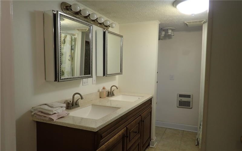 170 CLUB YORK ROAD, UNIONTOWN, 15401, 3 Bedrooms Bedrooms, ,2 BathroomsBathrooms,Residential,For Sale,CLUB YORK ROAD,1766219