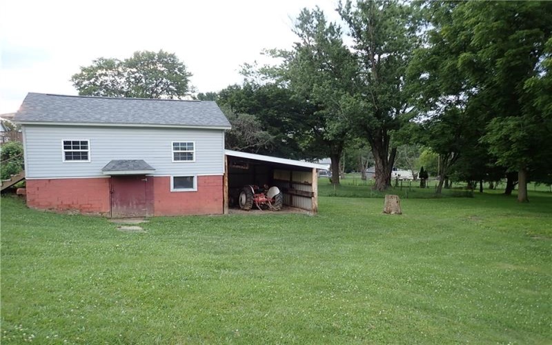 170 CLUB YORK ROAD, UNIONTOWN, 15401, 3 Bedrooms Bedrooms, ,2 BathroomsBathrooms,Residential,For Sale,CLUB YORK ROAD,1766219
