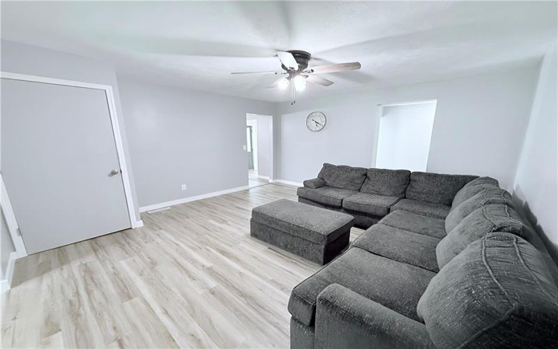 615 Pala Ave, Fairbank, 15435, 3 Bedrooms Bedrooms, 7 Rooms Rooms,1 BathroomBathrooms,Residential,For Sale,Pala Ave,1767622