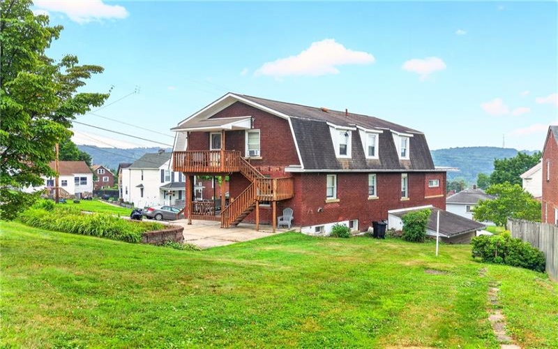 402 Gilmore Ave, Trafford, 15085, ,Multi-unit,For Sale,Gilmore Ave,1766232