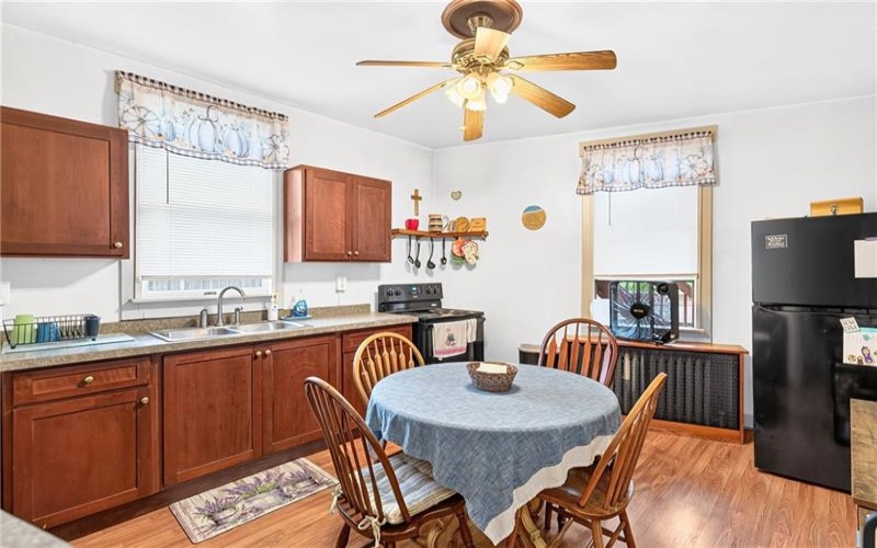 402 Gilmore Ave, Trafford, 15085, ,Multi-unit,For Sale,Gilmore Ave,1766232