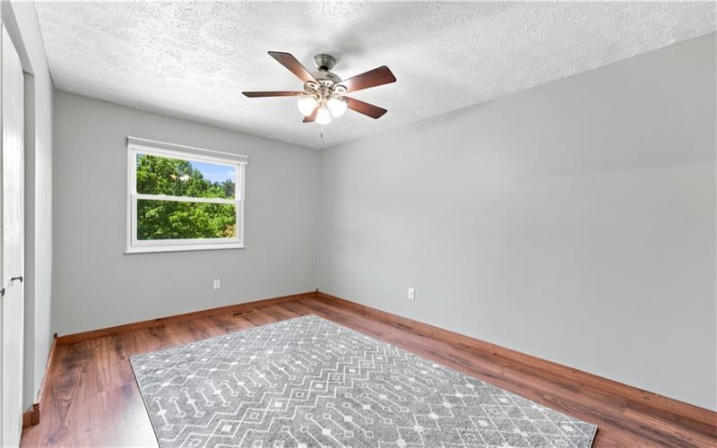 517 Hull Run Rd, Waynesburg, 15370, 3 Bedrooms Bedrooms, ,2.1 BathroomsBathrooms,Residential,For Sale,Hull Run Rd,1766245