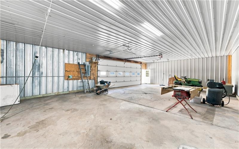 517 Hull Run Rd, Waynesburg, 15370, 3 Bedrooms Bedrooms, ,2.1 BathroomsBathrooms,Residential,For Sale,Hull Run Rd,1766245