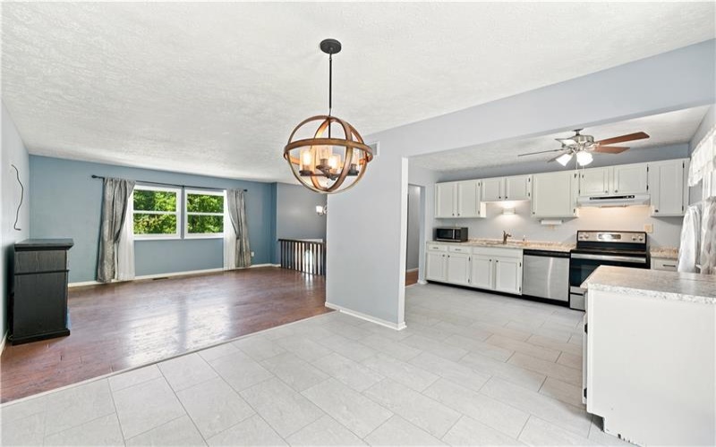 517 Hull Run Rd, Waynesburg, 15370, 3 Bedrooms Bedrooms, ,2.1 BathroomsBathrooms,Residential,For Sale,Hull Run Rd,1766245