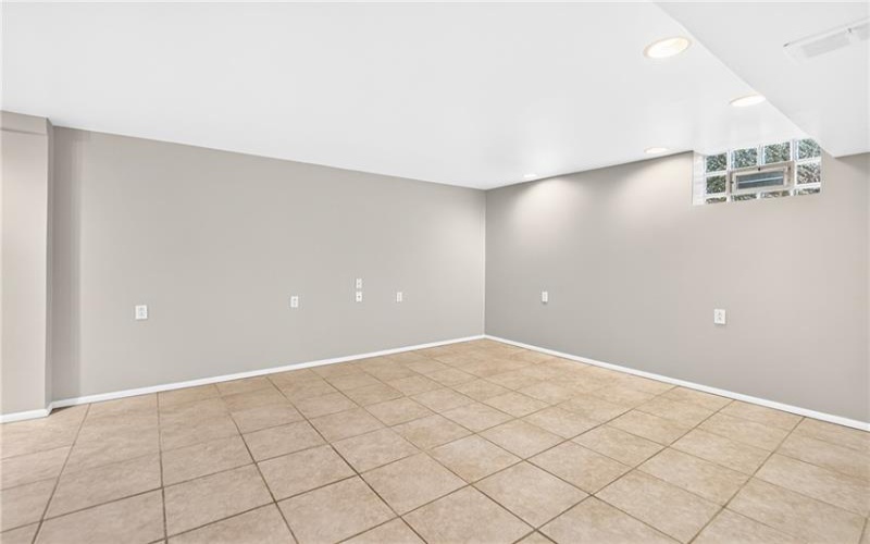 621 Woodland Road, Canonsburg, 15317, 3 Bedrooms Bedrooms, 10 Rooms Rooms,2 BathroomsBathrooms,Residential,For Sale,Woodland Road,1766255