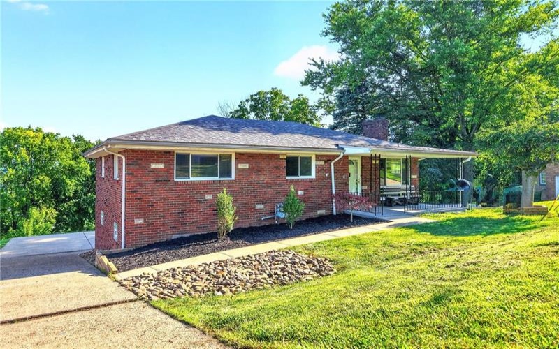 621 Woodland Road, Canonsburg, 15317, 3 Bedrooms Bedrooms, 10 Rooms Rooms,2 BathroomsBathrooms,Residential,For Sale,Woodland Road,1766255