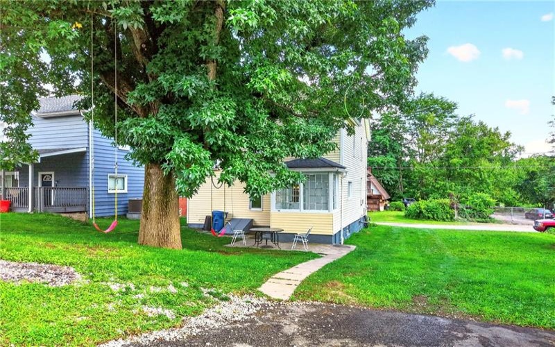 520 Garfield Ave, Scottdale, 15683, 2 Bedroom Bedrooms, ,1 BathroomBathrooms,Residential,For Sale,Garfield Ave,1767642