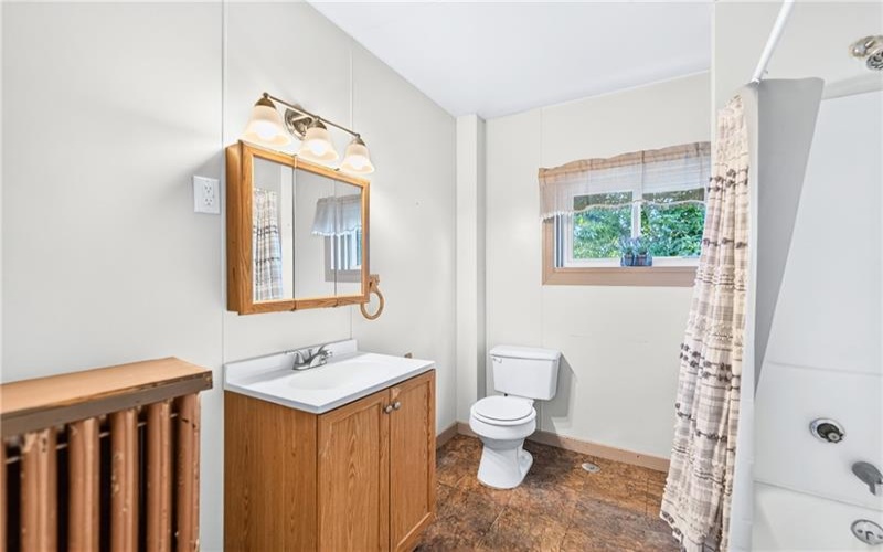 520 Garfield Ave, Scottdale, 15683, 2 Bedroom Bedrooms, ,1 BathroomBathrooms,Residential,For Sale,Garfield Ave,1767642