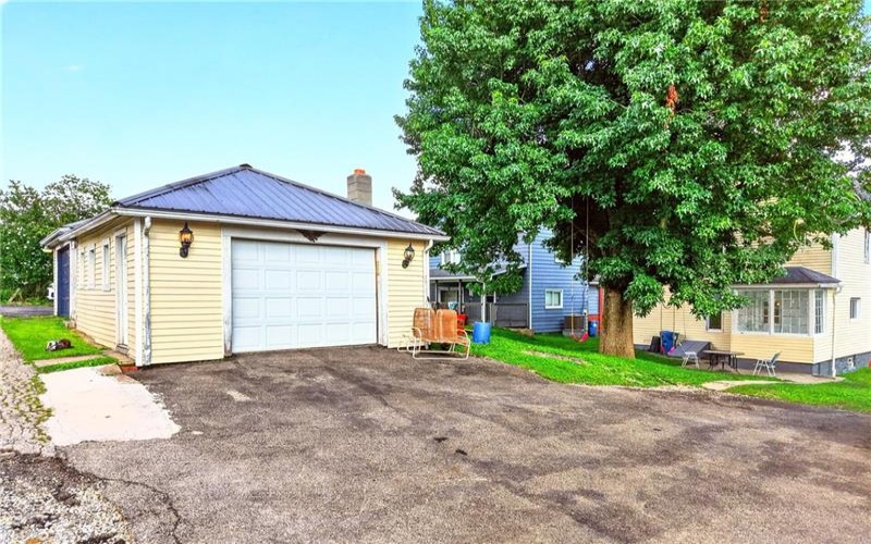 520 Garfield Ave, Scottdale, 15683, 2 Bedroom Bedrooms, ,1 BathroomBathrooms,Residential,For Sale,Garfield Ave,1767642