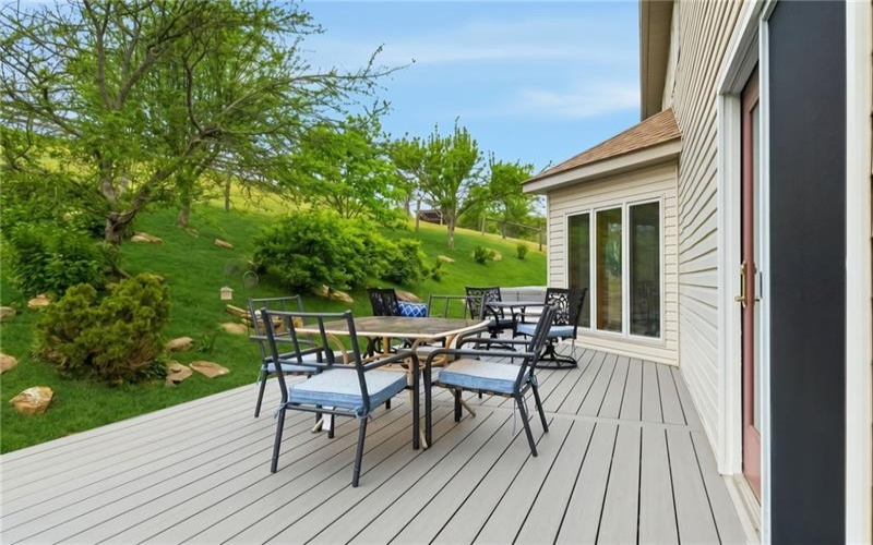 327 Sugar Run Road, Waynesburg, 15370, 4 Bedrooms Bedrooms, 11 Rooms Rooms,2.2 BathroomsBathrooms,Residential,For Sale,Sugar Run Road,1767646