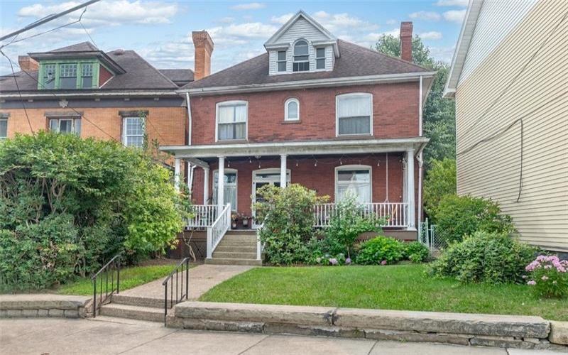 111 Fayette St, Connellsville, 15425, 4 Bedrooms Bedrooms, ,2 BathroomsBathrooms,Residential,For Sale,Fayette St,1766262