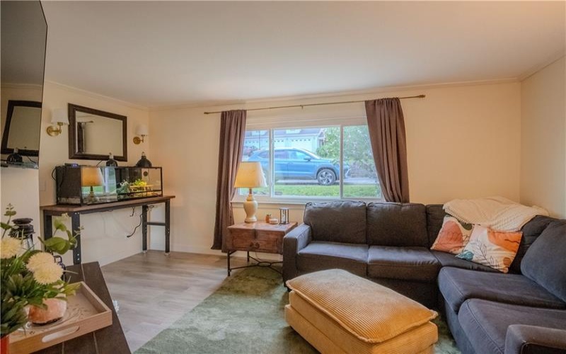 60 Stadium Rd, Millsboro, 15348, 3 Bedrooms Bedrooms, ,2.1 BathroomsBathrooms,Residential,For Sale,Stadium Rd,1766267