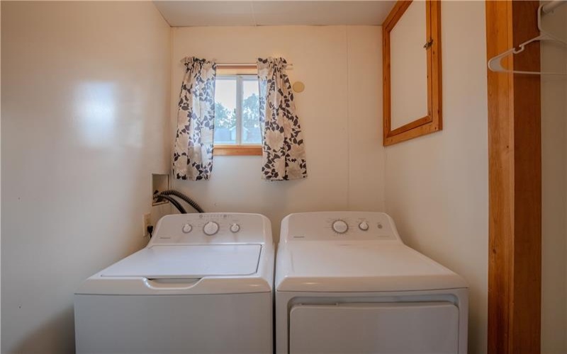 60 Stadium Rd, Millsboro, 15348, 3 Bedrooms Bedrooms, ,2.1 BathroomsBathrooms,Residential,For Sale,Stadium Rd,1766267