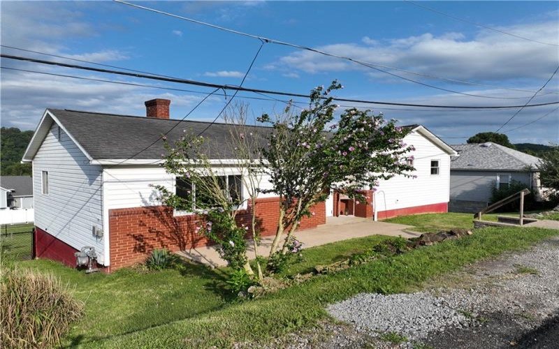 60 Stadium Rd, Millsboro, 15348, 3 Bedrooms Bedrooms, ,2.1 BathroomsBathrooms,Residential,For Sale,Stadium Rd,1766267