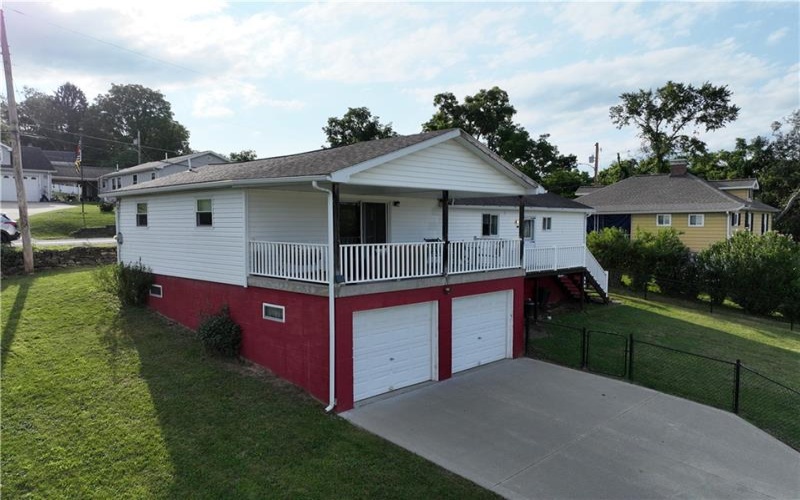 60 Stadium Rd, Millsboro, 15348, 3 Bedrooms Bedrooms, ,2.1 BathroomsBathrooms,Residential,For Sale,Stadium Rd,1766267
