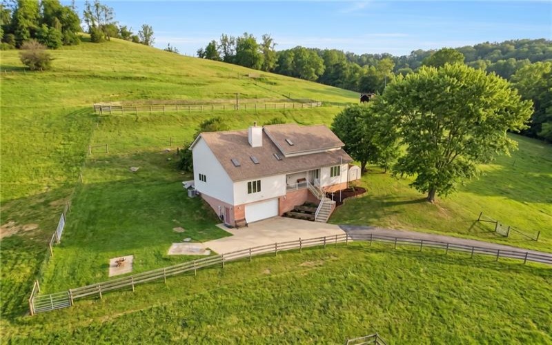 327 Sugar Run Rd, Waynesburg, 15370, 4 Bedrooms Bedrooms, ,2.2 BathroomsBathrooms,Farm-acreage-lot,For Sale,6 stall barn 2 run-ins,Sugar Run Rd,1767656