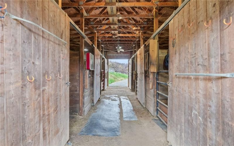 327 Sugar Run Rd, Waynesburg, 15370, 4 Bedrooms Bedrooms, ,2.2 BathroomsBathrooms,Farm-acreage-lot,For Sale,6 stall barn 2 run-ins,Sugar Run Rd,1767656