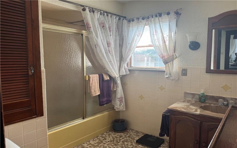 530 Green Street, Brownsville, 15417, 3 Bedrooms Bedrooms, 7 Rooms Rooms,1 BathroomBathrooms,Residential,For Sale,Green Street,1766270
