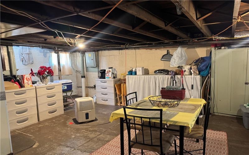 530 Green Street, Brownsville, 15417, 3 Bedrooms Bedrooms, 7 Rooms Rooms,1 BathroomBathrooms,Residential,For Sale,Green Street,1766270