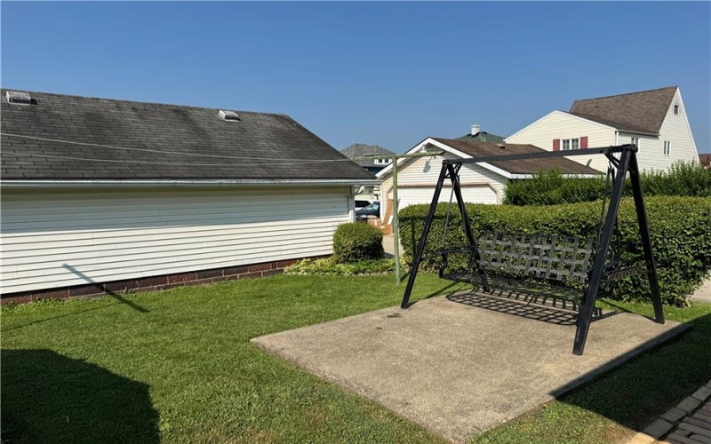 530 Green Street, Brownsville, 15417, 3 Bedrooms Bedrooms, 7 Rooms Rooms,1 BathroomBathrooms,Residential,For Sale,Green Street,1766270