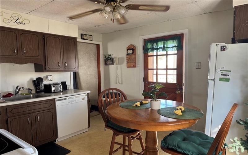 530 Green Street, Brownsville, 15417, 3 Bedrooms Bedrooms, 7 Rooms Rooms,1 BathroomBathrooms,Residential,For Sale,Green Street,1766270