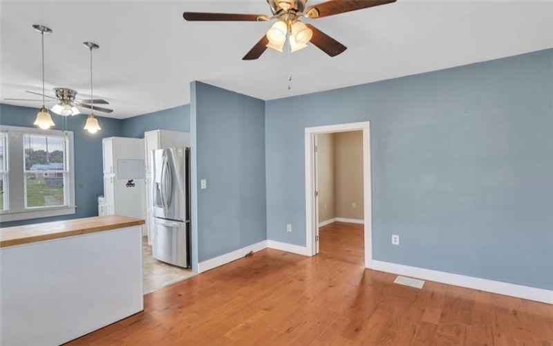 828 John St, Langeloth, 15054, 3 Bedrooms Bedrooms, 6 Rooms Rooms,1 BathroomBathrooms,Residential,For Sale,John St,1766306