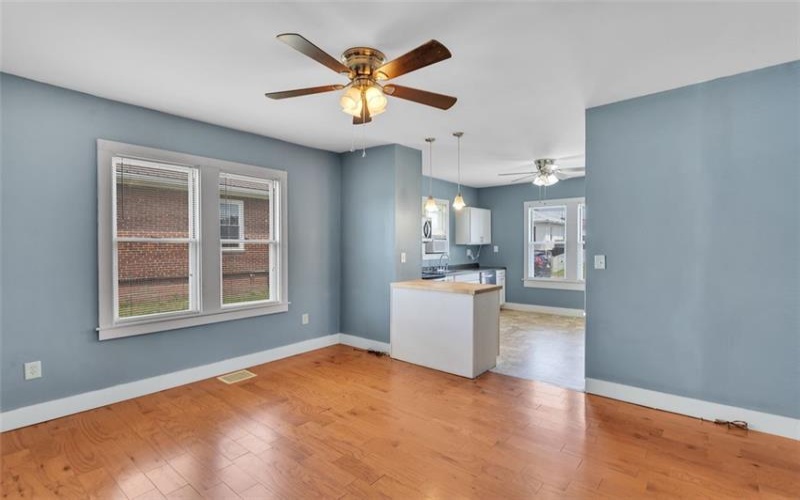 828 John St, Langeloth, 15054, 3 Bedrooms Bedrooms, 6 Rooms Rooms,1 BathroomBathrooms,Residential,For Sale,John St,1766306