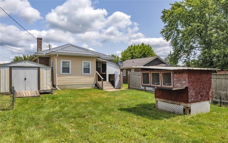 828 John St, Langeloth, 15054, 3 Bedrooms Bedrooms, 6 Rooms Rooms,1 BathroomBathrooms,Residential,For Sale,John St,1766306