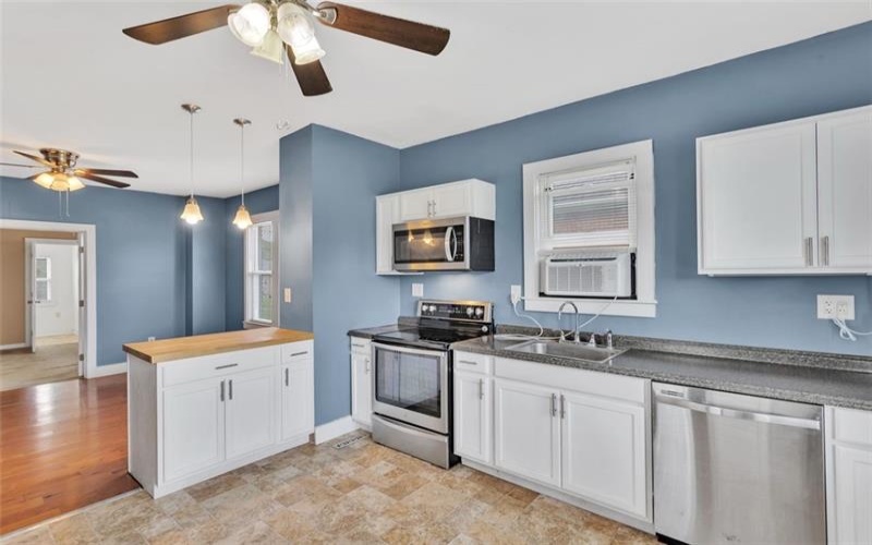 828 John St, Langeloth, 15054, 3 Bedrooms Bedrooms, 6 Rooms Rooms,1 BathroomBathrooms,Residential,For Sale,John St,1766306