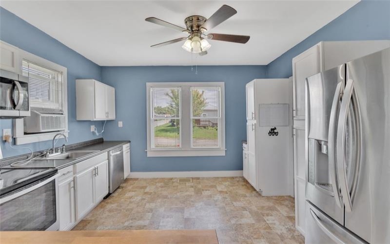 828 John St, Langeloth, 15054, 3 Bedrooms Bedrooms, 6 Rooms Rooms,1 BathroomBathrooms,Residential,For Sale,John St,1766306