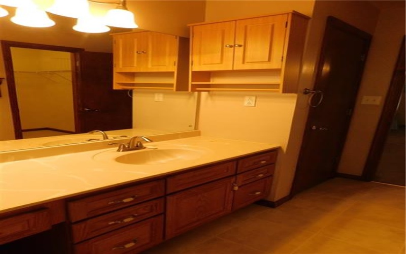 321 Meadowlark Dr, Uniontown, 15401, 3 Bedrooms Bedrooms, ,2.1 BathroomsBathrooms,Residential,For Sale,Meadowlark Dr,1766334