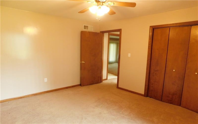321 Meadowlark Dr, Uniontown, 15401, 3 Bedrooms Bedrooms, ,2.1 BathroomsBathrooms,Residential,For Sale,Meadowlark Dr,1766334
