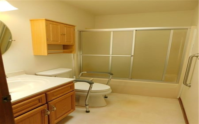 321 Meadowlark Dr, Uniontown, 15401, 3 Bedrooms Bedrooms, ,2.1 BathroomsBathrooms,Residential,For Sale,Meadowlark Dr,1766334