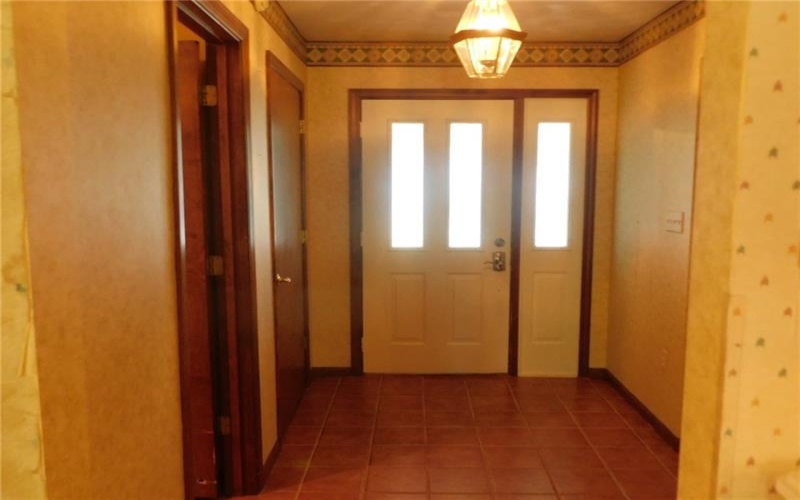 321 Meadowlark Dr, Uniontown, 15401, 3 Bedrooms Bedrooms, ,2.1 BathroomsBathrooms,Residential,For Sale,Meadowlark Dr,1766334